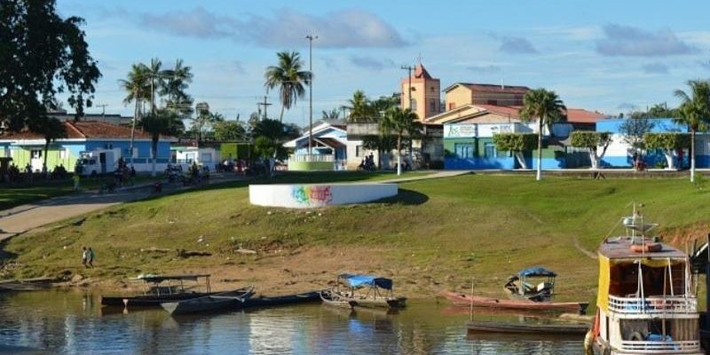 Em meio às ações do Maio Laranja — mês dedicado ao combate à violência sexual contra crianças e adolescentes —, o Ministério Público do Amazonas (MPAM) denunciou dois professores da rede estadual de ensino de Maraã por crimes sexuais praticados contra alunas em 2023 e 2024. As acusações envolvem estupro de vulnerável, assédio, importunação sexual e constrangimento ilegal.